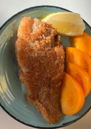 Минтай смажений в сухарях