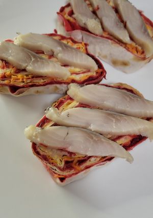 Незвичайний оселедець на шубі