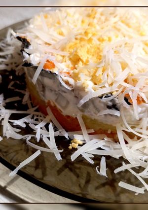 Мімоза з сиром Пармезан і чіпсами Норі