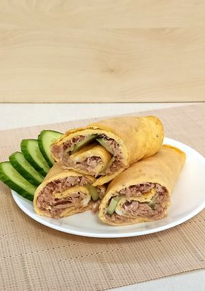 ПХ Яєчний рол з тунцем