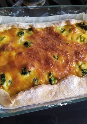 Пиріг з форелі та броколі