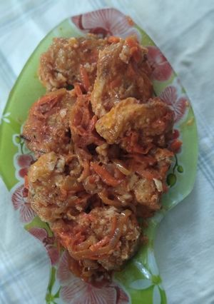 Риба, тушкована з овочами