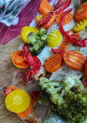 Риба запечена із овочами