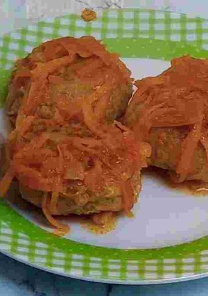 Рибні котлети з минтая в томаті