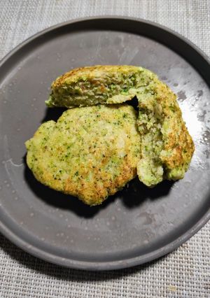 Рибні оладки з броколі