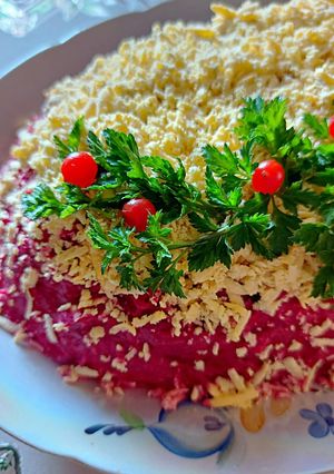 Сельдь под шубой с яблоком