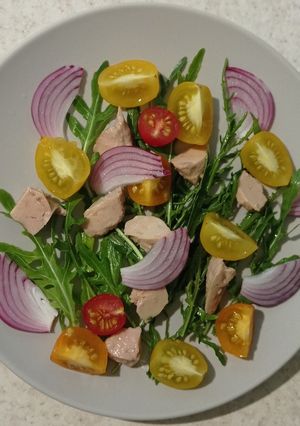 Салат із печінкою тріски