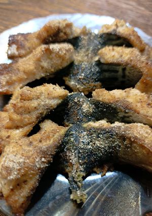 Скумбрія в соєвому соусі та сухарях