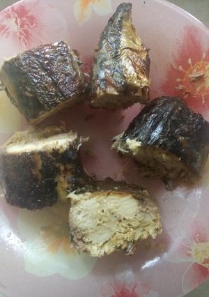 Скумбрія запечена з соєвим соусом і лимонним соком