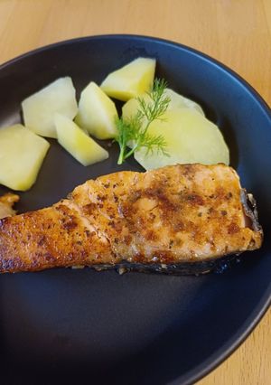 Стейки з лосося в маринаді з фенхелем