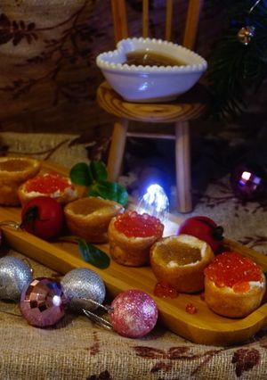 Тарталетки з ікрою із заварного тіста