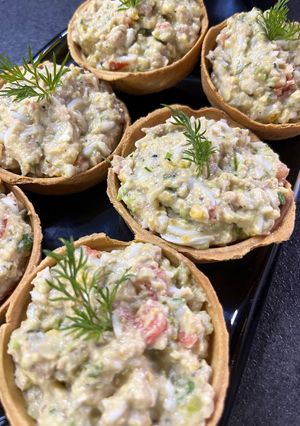 Тарталетки з печінкою тріски