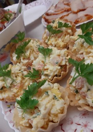 Тарталетки з сьомгою