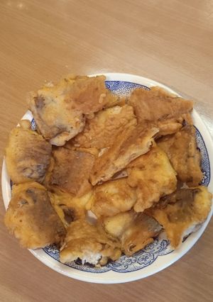 Філе оселедця у тісті смажене на пательні