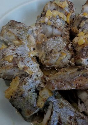 Хек с лимоном в духовке