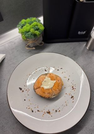 Червона риба з вершковим соусом