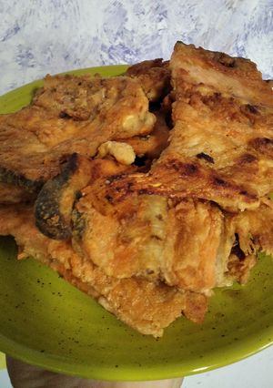 Хрусткі хребти червоної риби до посту