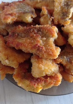 Хек смажений в гірчичному клярі і паніровці