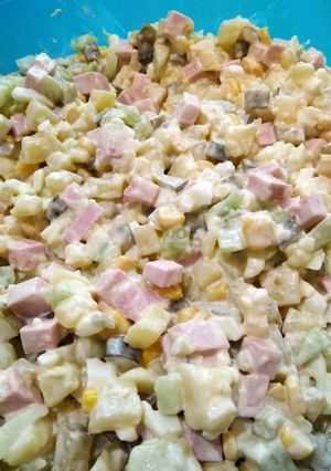 Олів'є з кукурудзою (без моркви)