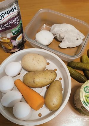 Салат Олів'є в мультиварці