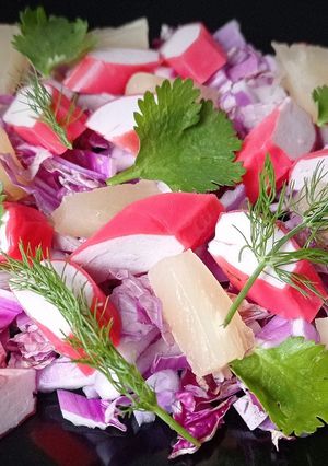 Пряний кисло-солодкий салат