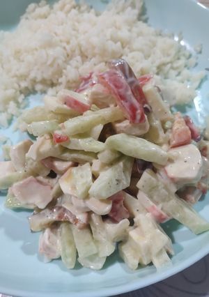 Салат з крабовими паличками та йогуртовою заправкою