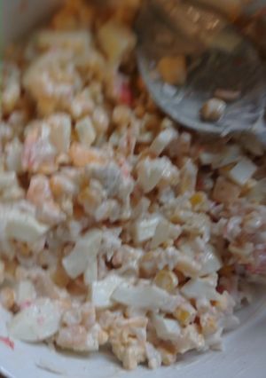 Салат з крабовыми палочками