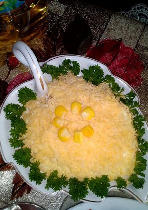 Святковий салат з крабовими паличками