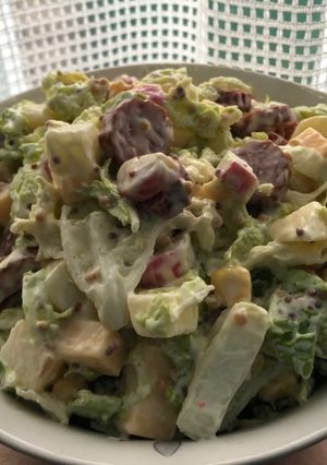 Салат з яблуками