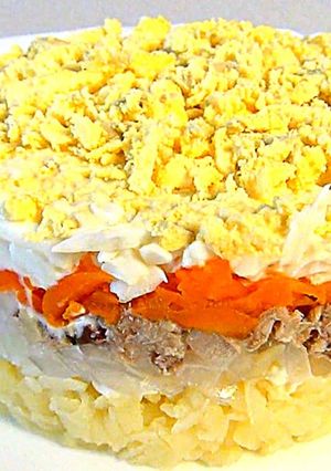 Популярний та смачний салат "Мімоза"