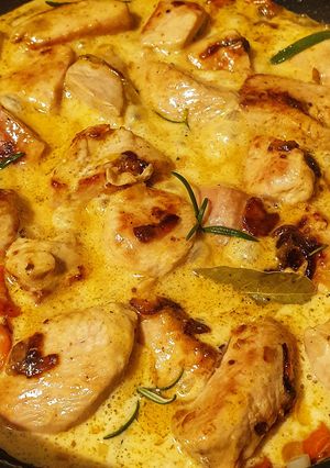 Індичка в сметані