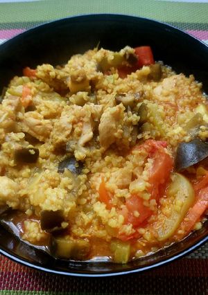 Булгур з овочами та куркою