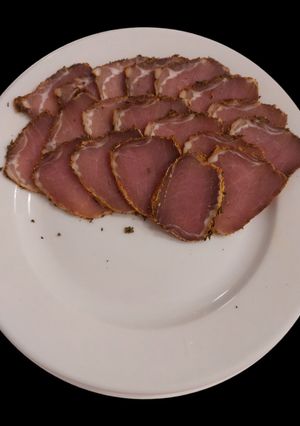 В'ялена свинина вологим способом