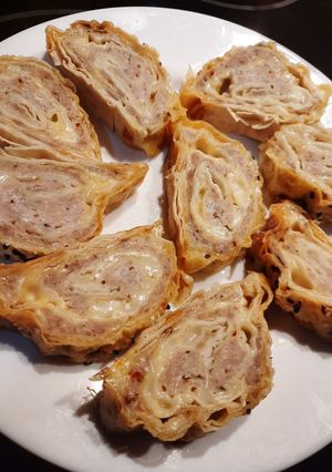 Бух-лаваш (рулет з лавашу з фаршем та сиром)