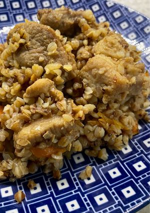 Гречка зі свининою