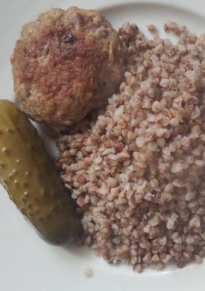 Запечені котлети з фаршу з м'яса і сала