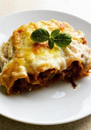 Канелоні з фаршем та селерою