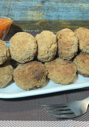 Котлети з баклажанів та фаршу/Неймовірно смачні овочево-м'ясні котлетки)