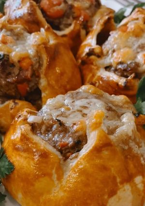 Кульки з листкового тіста та фаршу