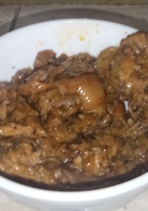 Кролик запечений в банці