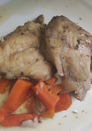 Кролик дієтичний тушкований в мультиварці