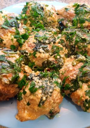 Курка з вершками та шпинатом