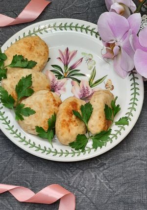 Курячі котлети з начинкою із сиру та вершкового масла