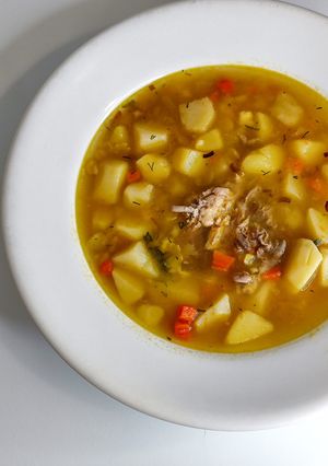 Легенький гороховий супчик з м'ясом