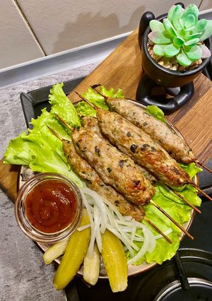 Люля-кебаб з телятини на шпажках