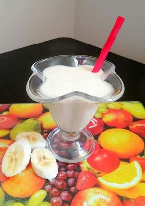 Банановий коктейль