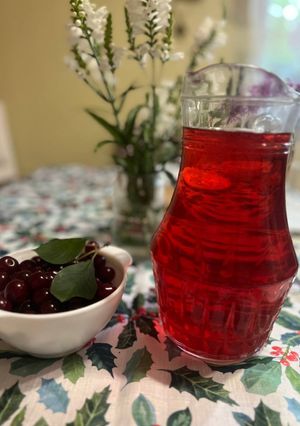 Вишневий компот на літо