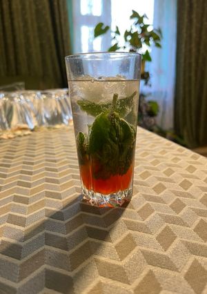 Коктейль «Полуничне Мохіто»