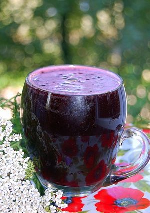 Квас із чорниць