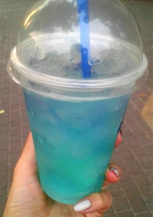 Коктейль «Голубая лагуна»